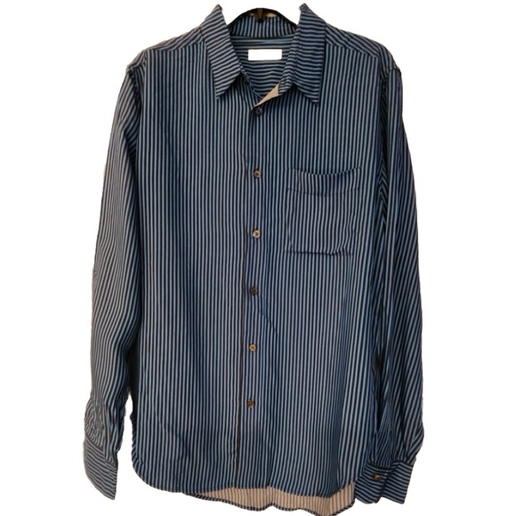 Equipment Silk Men’s Blue & Black Button Down Shirt Size Medium
